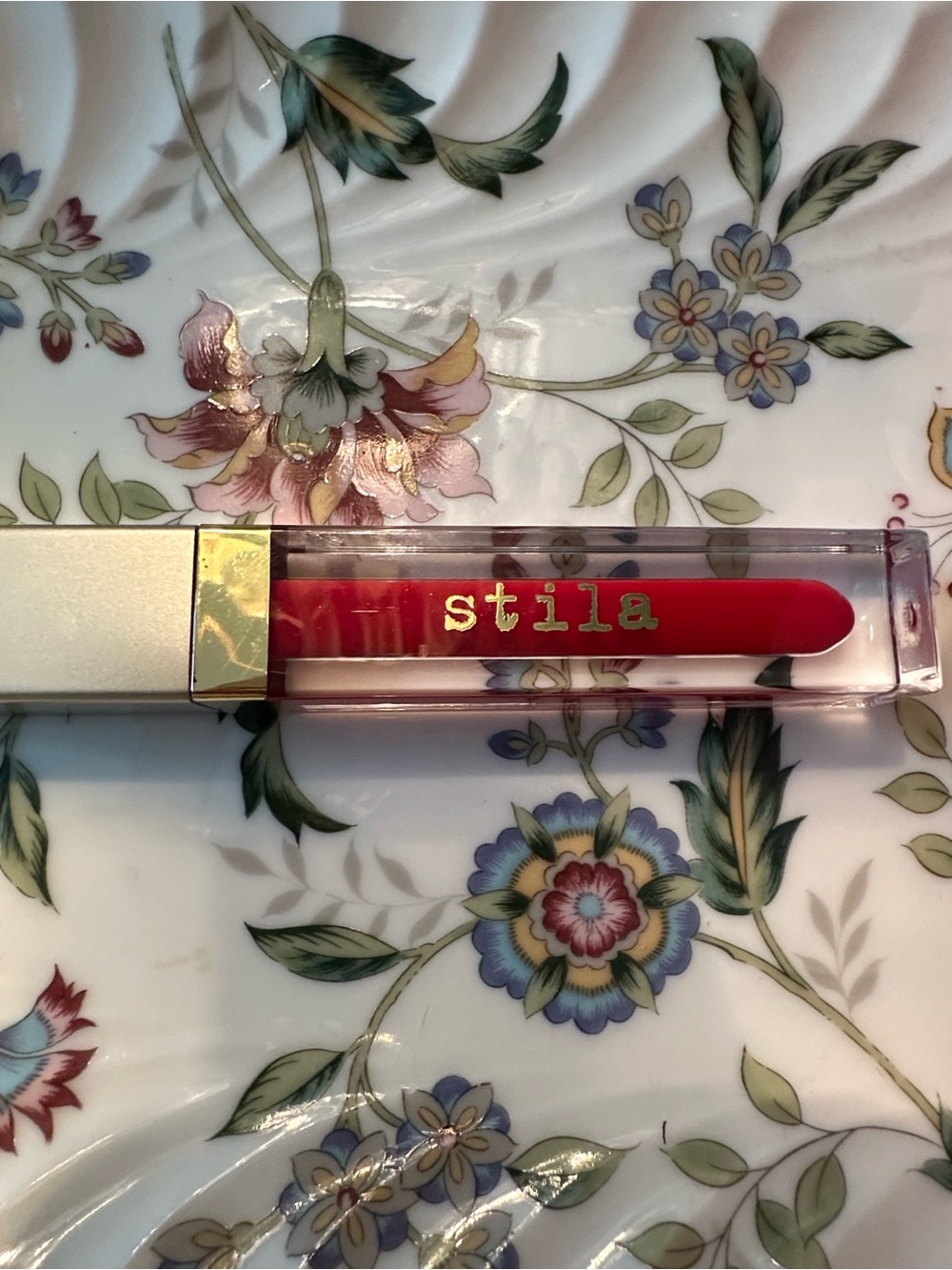 Stila Beauty Boss Lip Gloss - Full Size - Picture 3 of 4